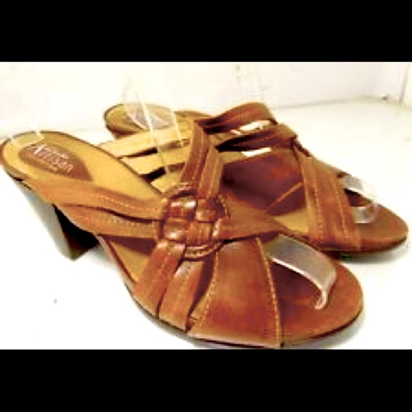 Clarks artesian collection leather heeled sandals - Picture 1 of 8
